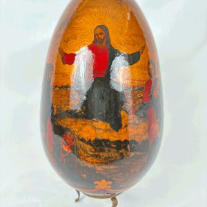 HUEVO DE MADERA CON REPRESENTACIÓN DE JESUCRITO